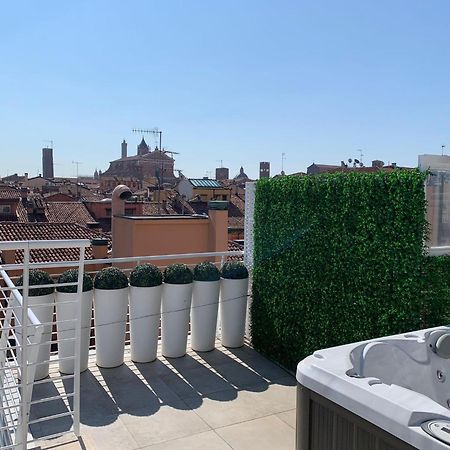 Apartamento L'Attico Dell'Edera Bolonia Exterior foto