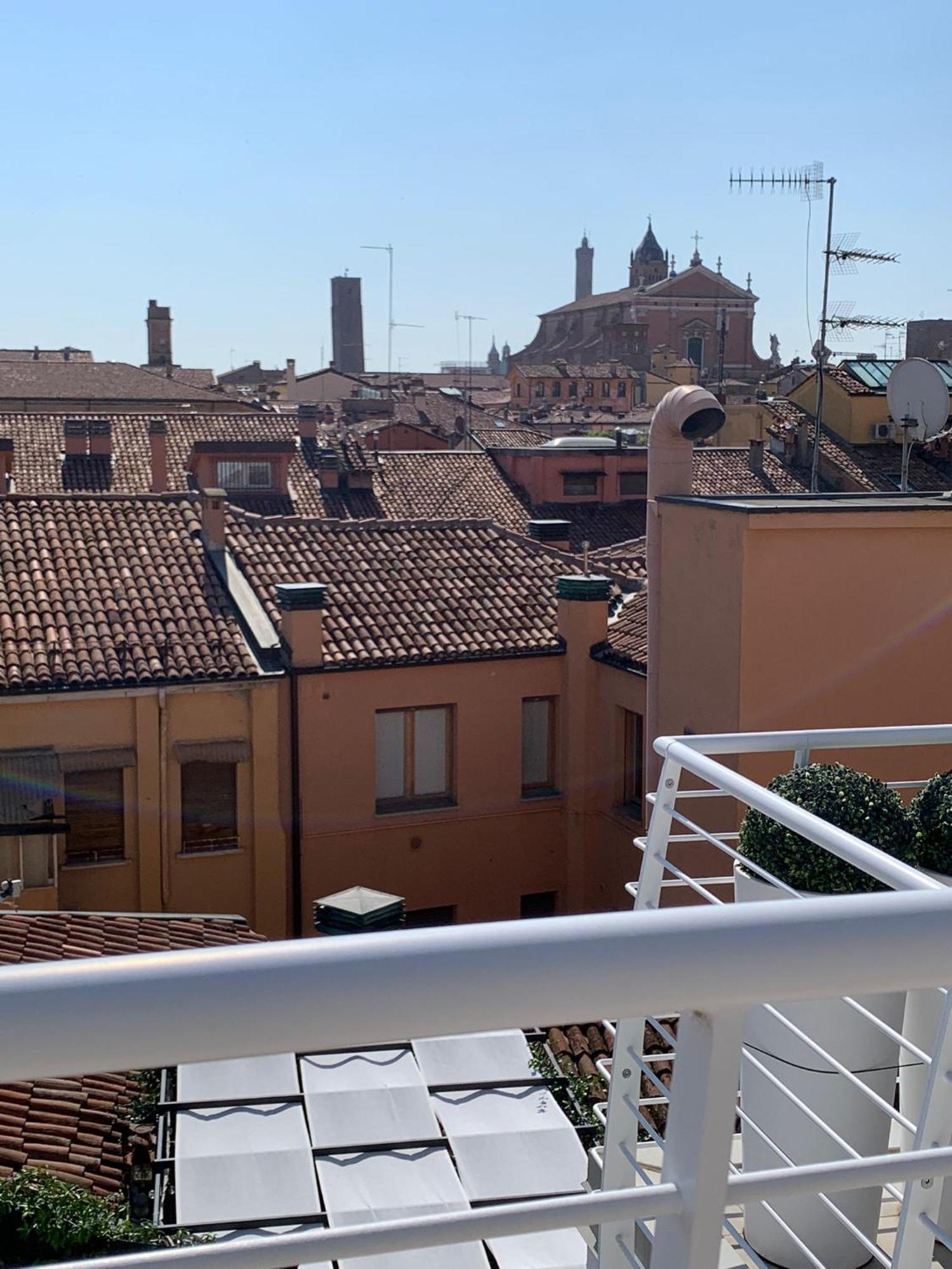 Apartamento L'Attico Dell'Edera Bolonia Exterior foto